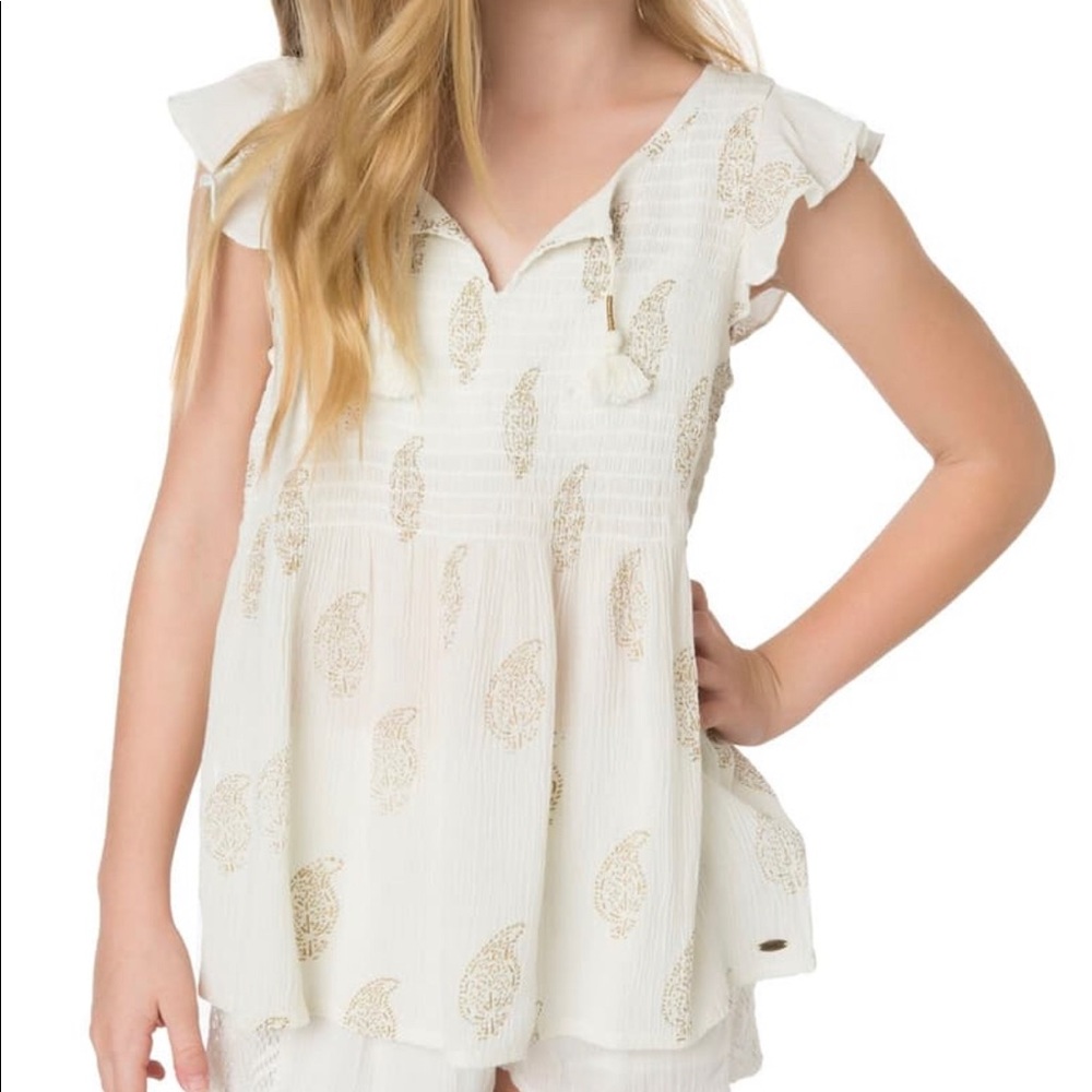 White O’Neill smocked white top